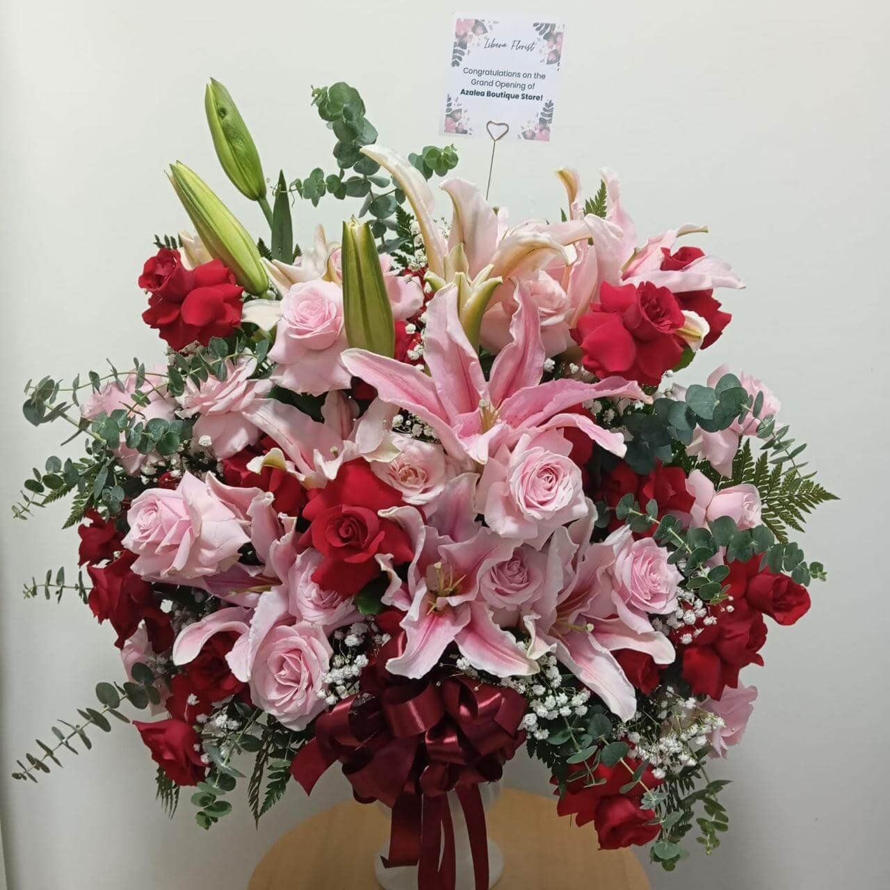 Bunga vas Tambun Bekasi dari Cassiopeia Florist