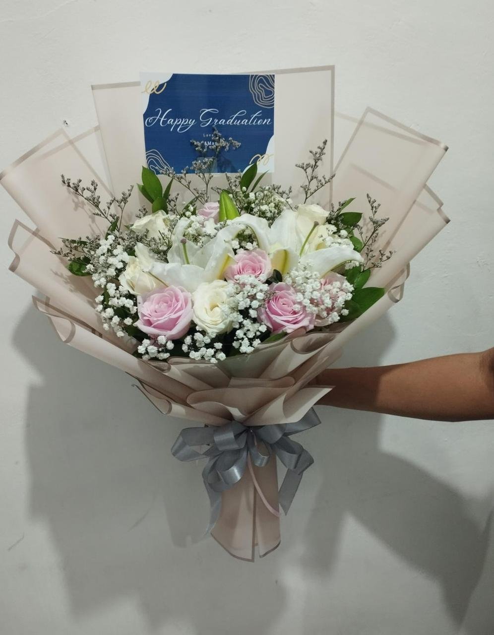 Buket bunga di Tambun Selatan dari toko bunga Cassiopeia Florist