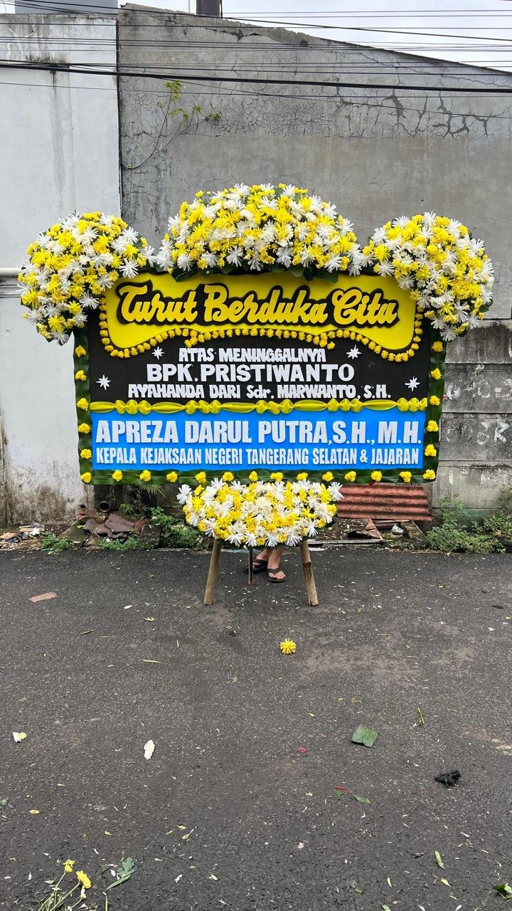 toko bunga terdekat & Florist di sukawangi