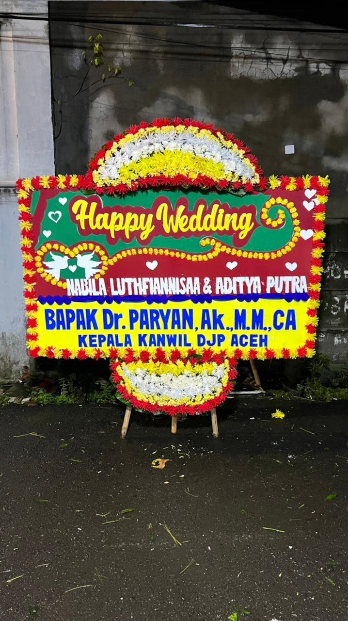 Bunga papan happy wedding pernikahan Tarumajaya